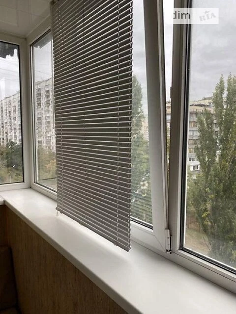 For sale 1-room apartment 30 sq. m on Obolonskyi Avenue 14E • ID 3