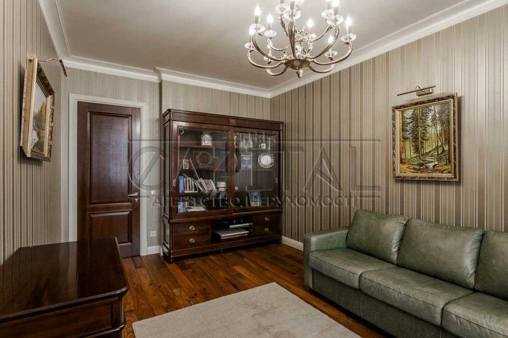 Продаж квартири, вул. Назарівська, Шевченківський р-н, метро