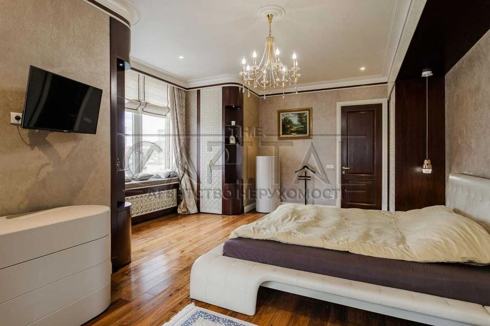 Продаж квартири, вул. Назарівська, Шевченківський р-н, метро
