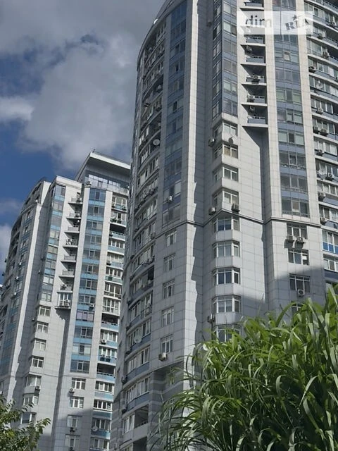 Sale of 1-room apartment 142.5 sq. m on Mykola Ushakova Street • ID 3