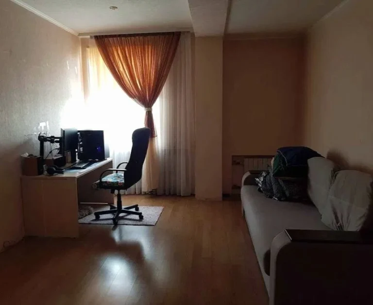 For sale 2-room apartment KhTZ pp s