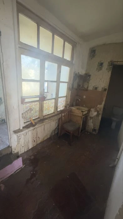 Продам 2-комнатную квартиру от владельца по адресу переулок