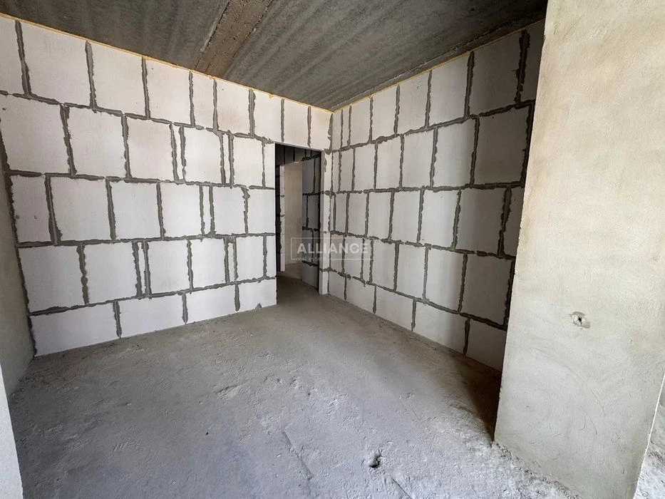I will sell a 1-room apartment in Knyaginin in a built house for rent