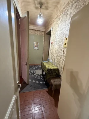 Продам 2 х ком квартиру.Героев Харькова 124