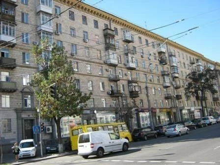 3-room apartment for sale 175 m², Velyka Vasylkivska St.