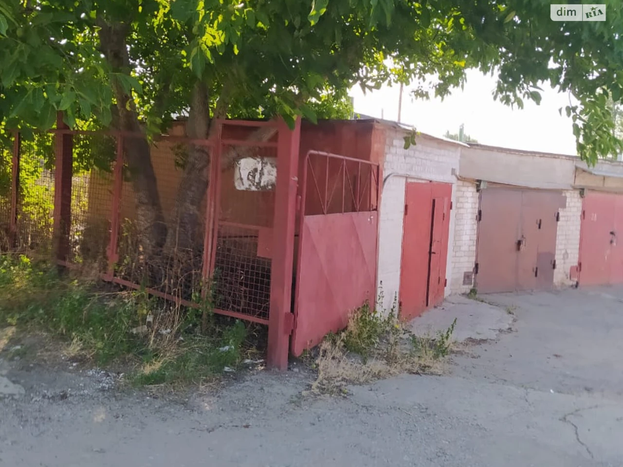 For sale Place in a garage cooperative Dniprovsky (Leninsky