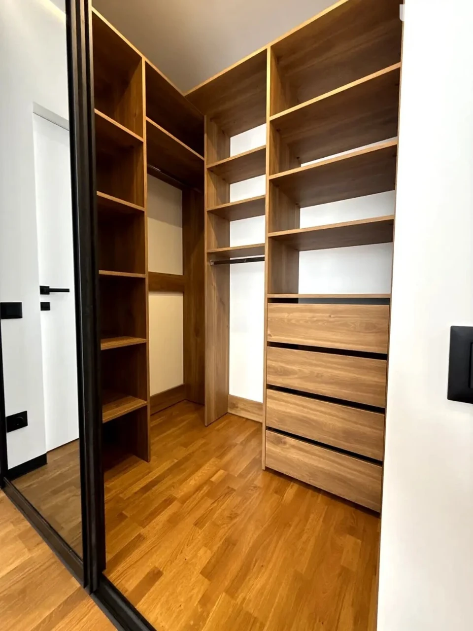 Продаж Квартира Подільський