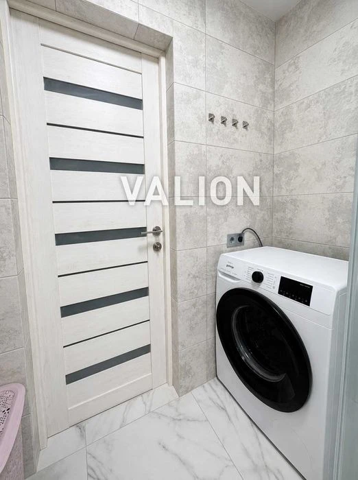 No %/Cashless payment/ Sale of 1-room apartments