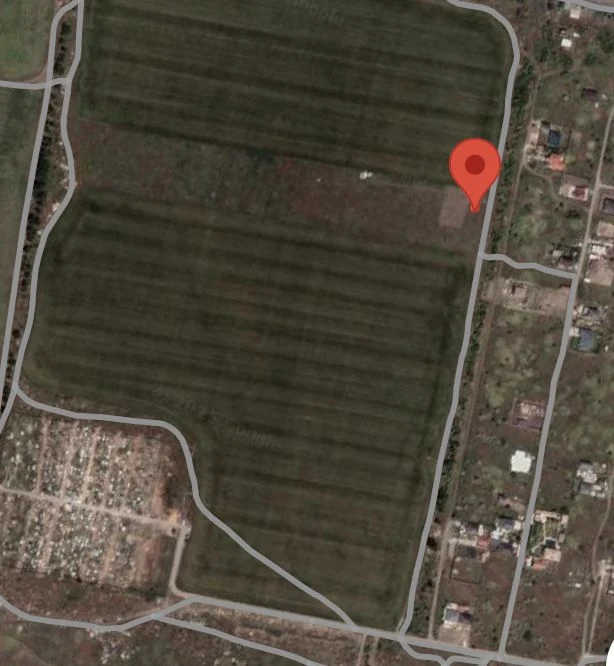 The plot next to the "Riviera" shopping center