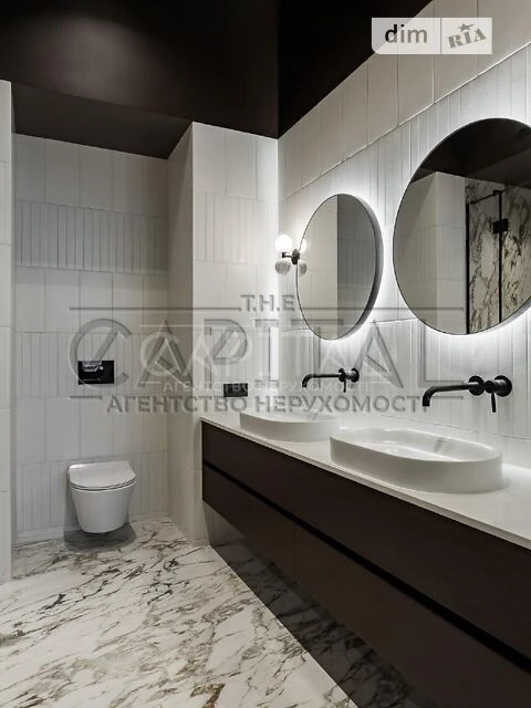 Sale of 4-room apartment 134 sq. m on Arkhitektora Gorodetskog Street