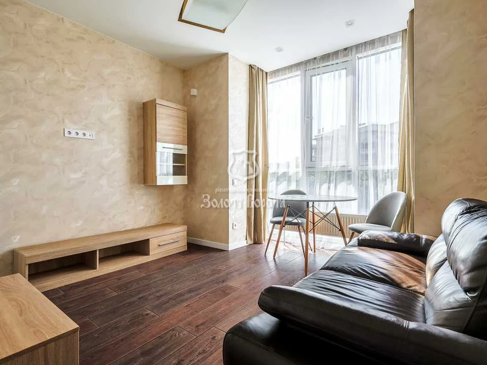 Apartment. Kyiv, Hlybochytska St.