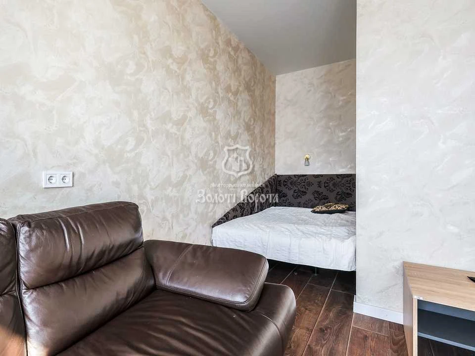 Apartment. Kyiv, Hlybochytska St.