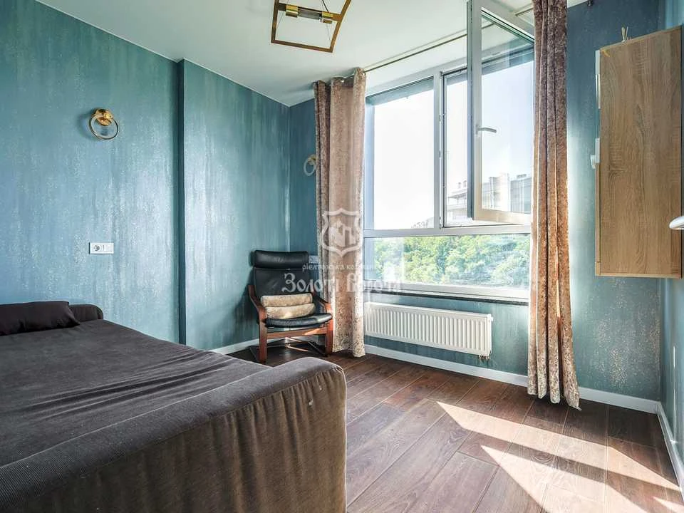 Apartment. Kyiv, Hlybochytska St.
