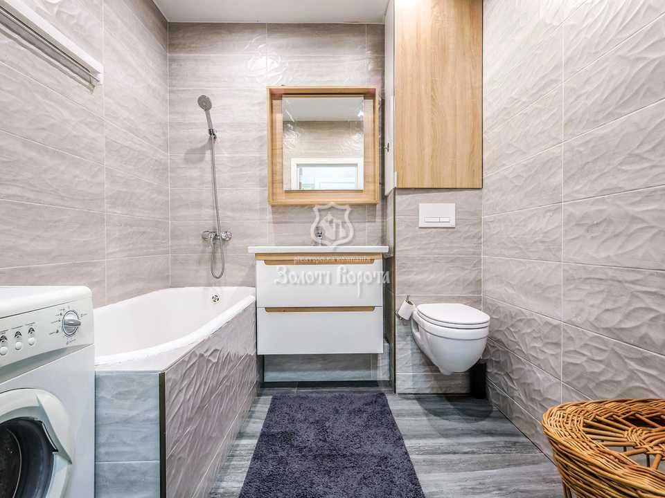 Apartment. Kyiv, Hlybochytska St.