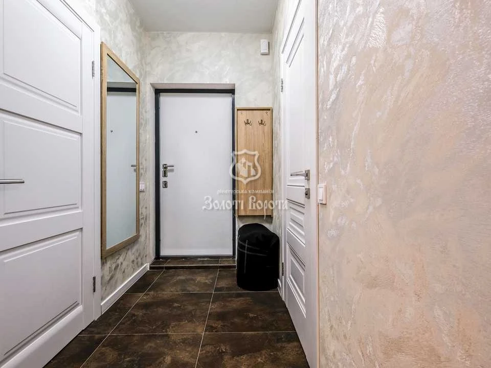 Apartment. Kyiv, Hlybochytska St.