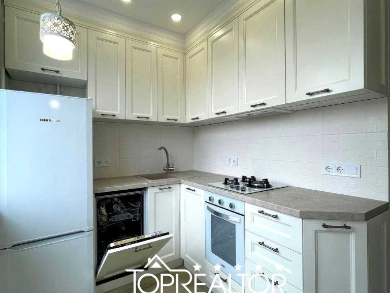 Apartment. Kharkiv, Academician Pavlova St.