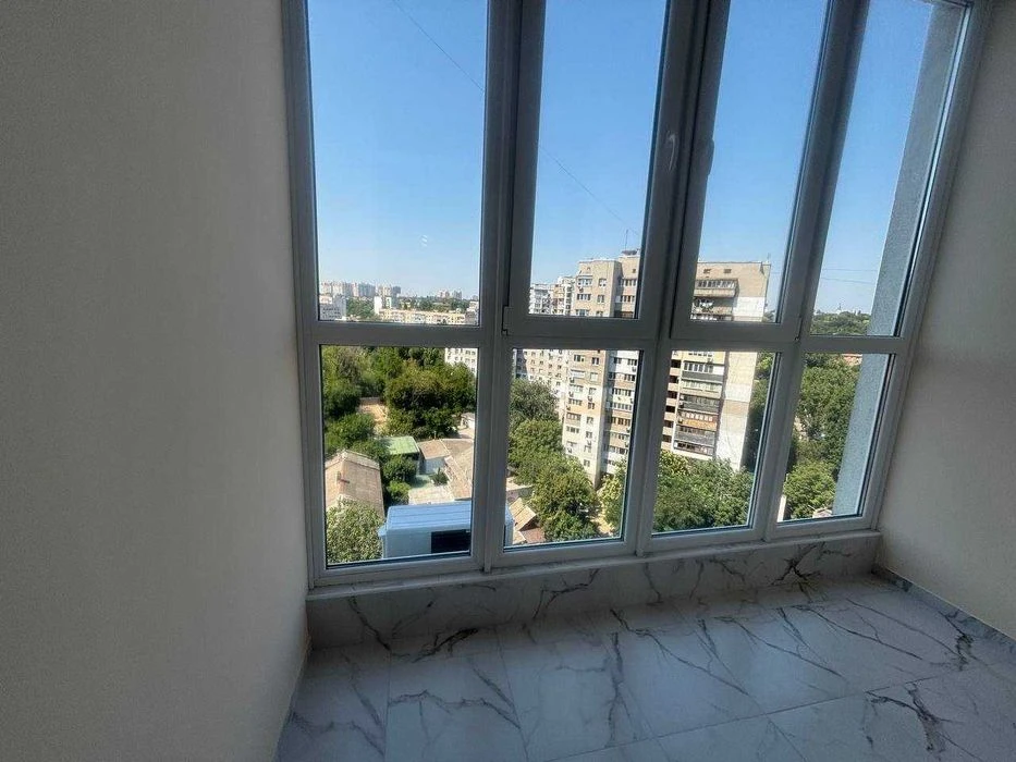 1 bedroom 30m2 Pishonivska Akvarel 3 City center