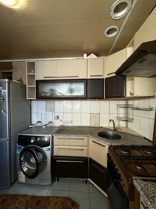 продам двухуровневую квартиру пр.Металлургов