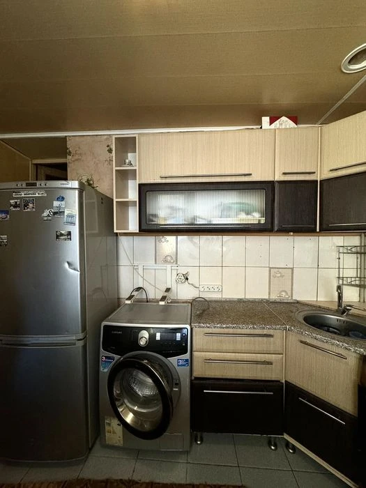 продам двухуровневую квартиру пр.Металлургов