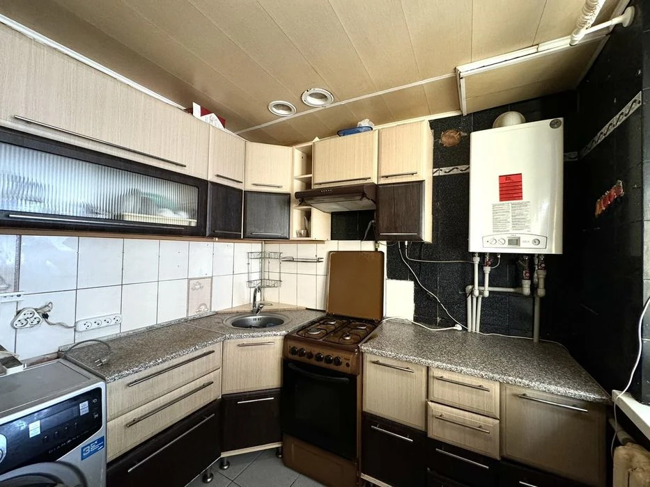 продам двухуровневую квартиру пр.Металлургов