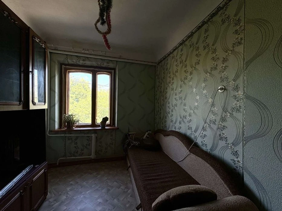 продам двухуровневую квартиру пр.Металлургов
