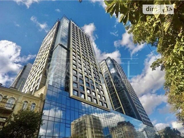 Продаж 2к квартири 66 кв. м на вул. Велика Васильківська 91-