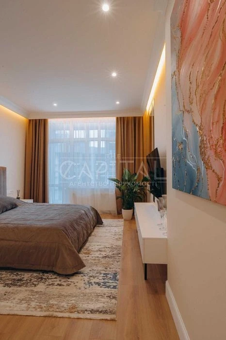 Apartment for sale, Novopecherskie Lypky, Dragomirova, Pechersk