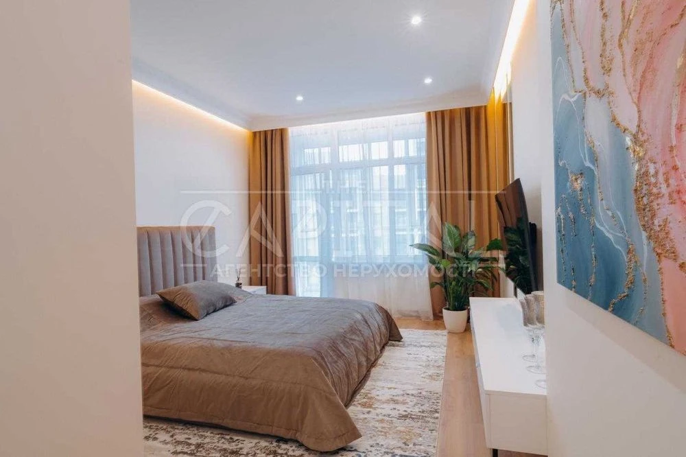 Apartment for sale, Novopecherskie Lypky, Dragomirova, Pechersk