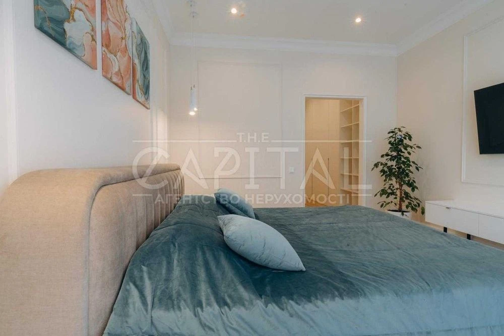 Apartment for sale, Novopecherskie Lypky, Dragomirova, Pechersk
