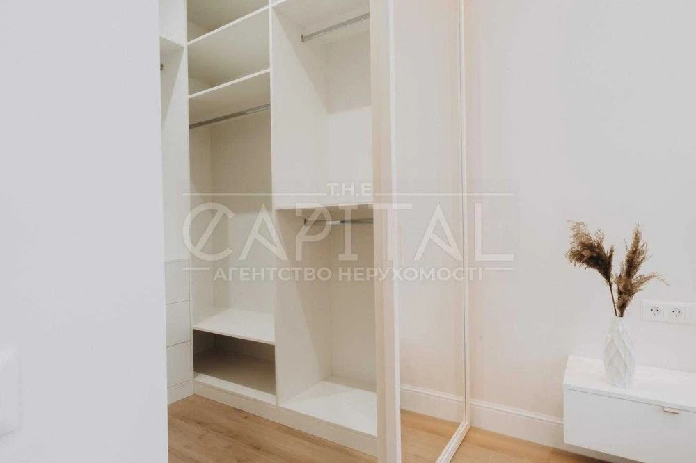 Apartment for sale, Novopecherskie Lypky, Dragomirova, Pechersk
