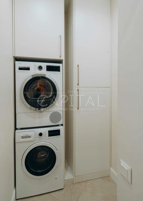 Apartment for sale, Novopecherskie Lypky, Dragomirova, Pechersk
