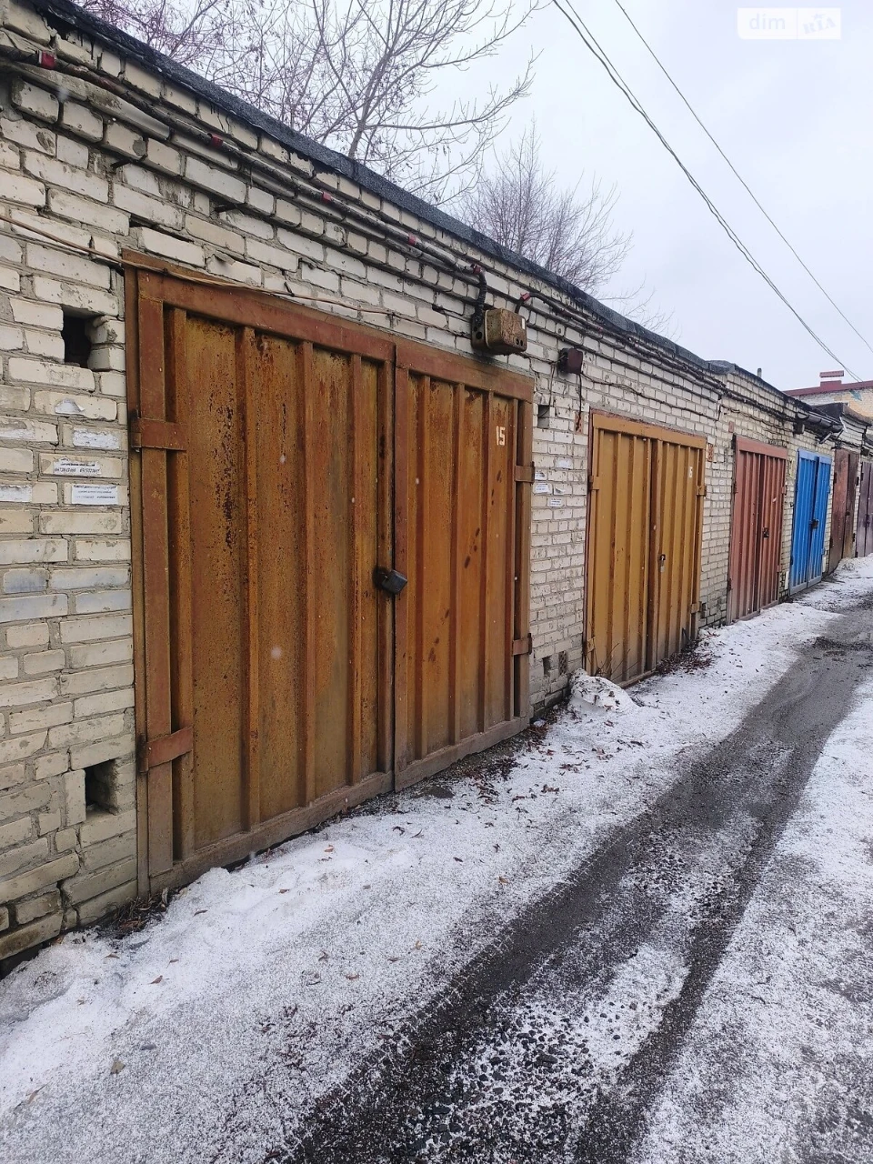 Продаж Місце в гаражному кооперативі Вишків