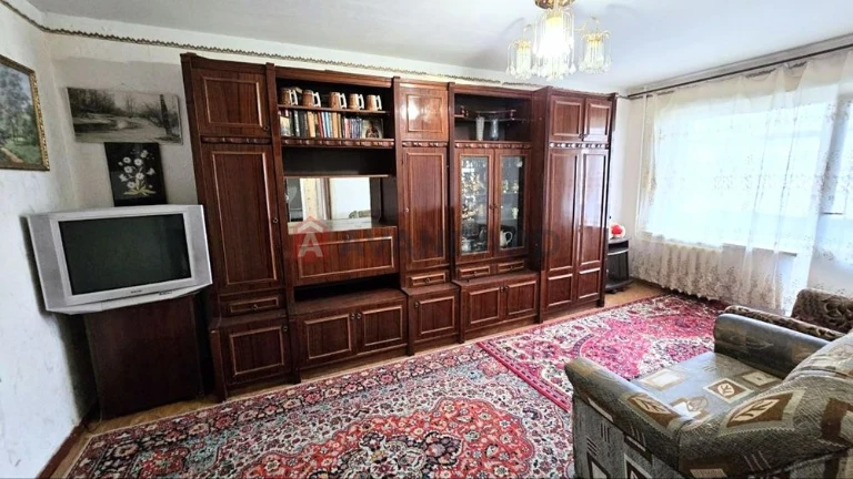 3к. квартира, 1й Південний мкр-н, 25тис.дол. Без комісії для