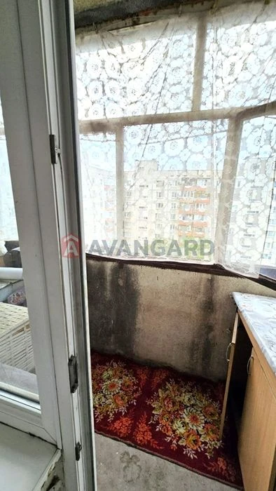 3-room apartment, 1st Southern microdistrict, 25 thousand dollars. No commission for