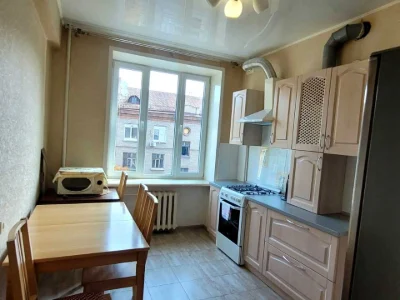 Apartment. Zaporizhzhia, Bazarna St. (Angolenka)