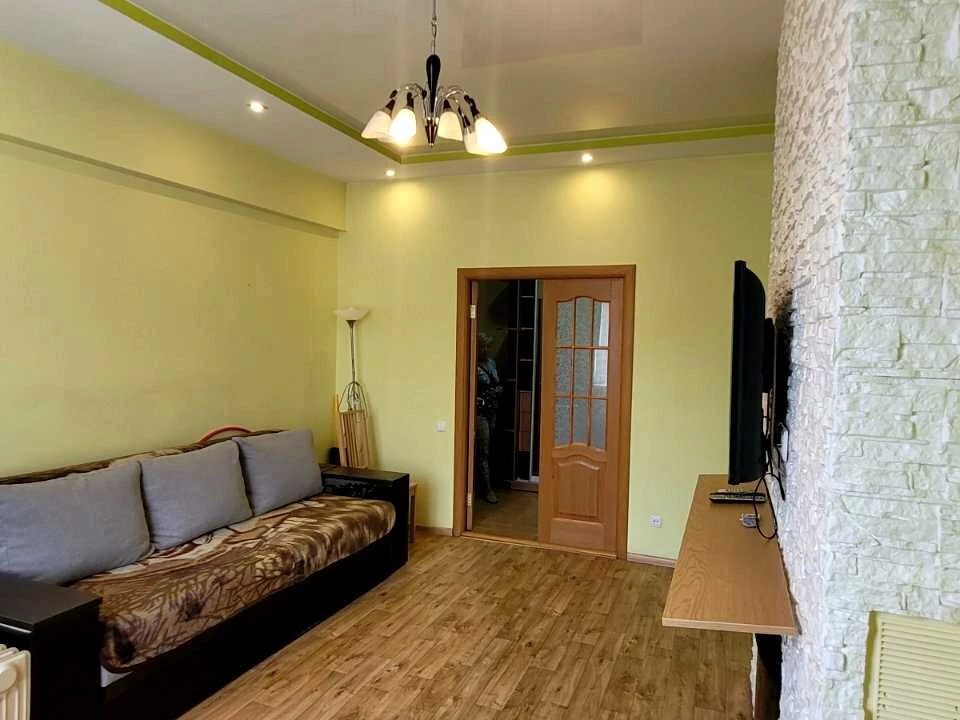 Apartment. Zaporizhzhia, Bazarna St. (Angolenka)