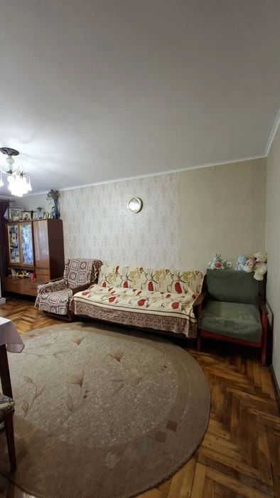 Продам 3х кімнатну кв.  Васеля Сергієнка