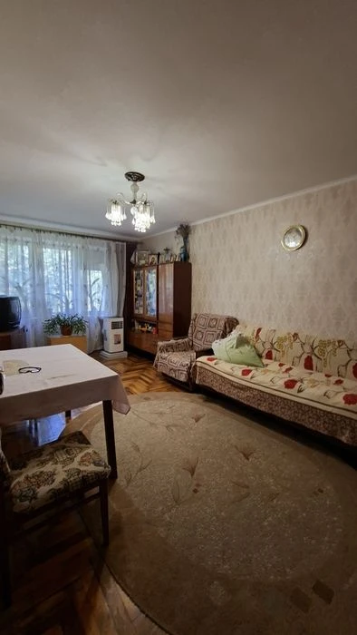 Продам 3х кімнатну кв.  Васеля Сергієнка