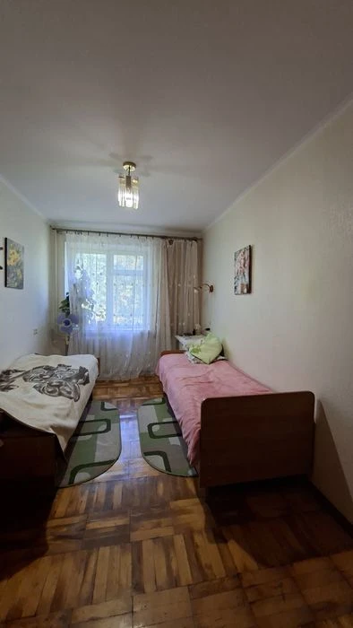 Продам 3х кімнатну кв.  Васеля Сергієнка