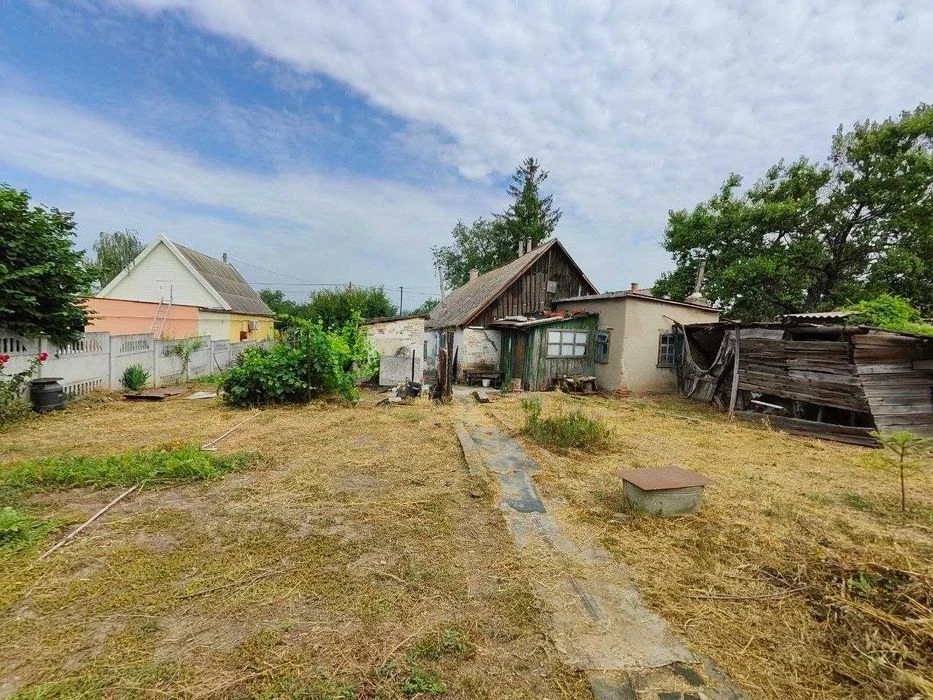 FOR SALE house on Khlibnaya Street