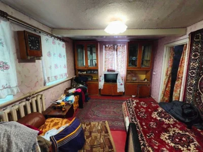 FOR SALE house on Khlibnaya Street