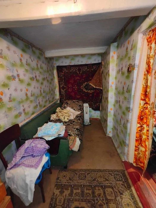 FOR SALE house on Khlibnaya Street