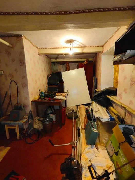FOR SALE house on Khlibnaya Street