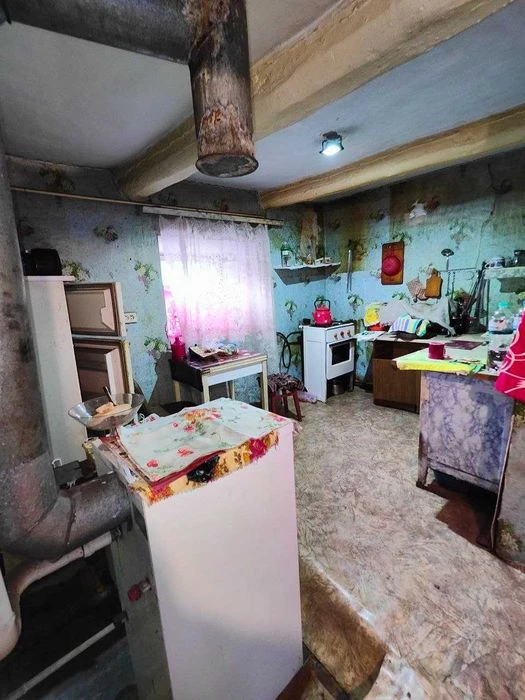 FOR SALE house on Khlibnaya Street