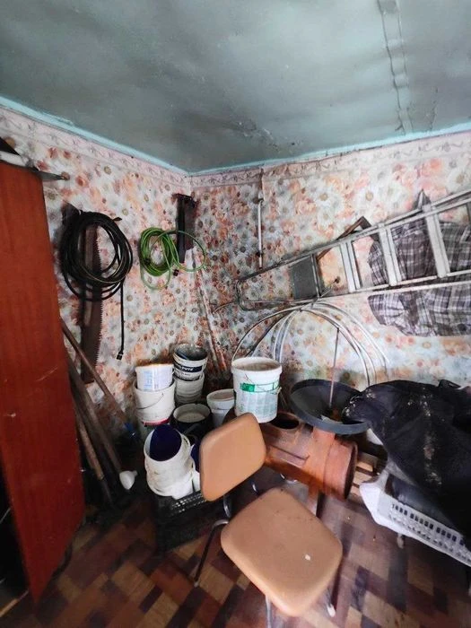 FOR SALE house on Khlibnaya Street
