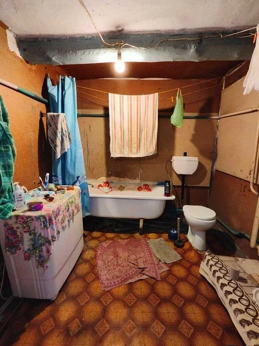 FOR SALE house on Khlibnaya Street
