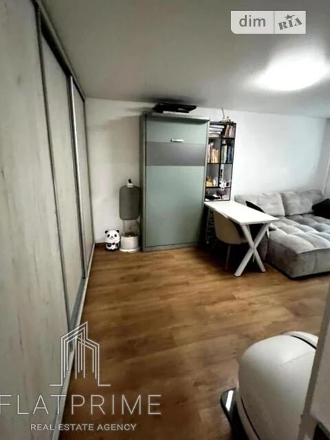 Sale of 2-room apartment 50 sq. m. on Konovaltsya Yevhena 15K street •
