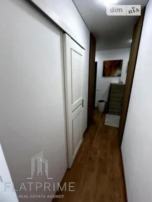 Sale of 2-room apartment 50 sq. m. on Konovaltsya Yevhena 15K street •