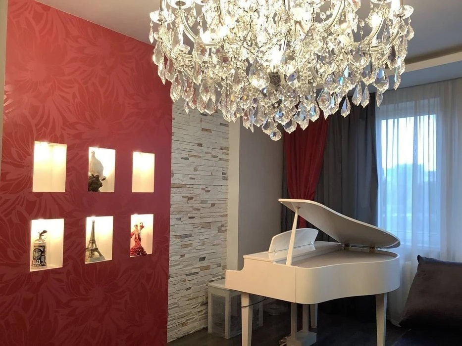 Luxurious apartment with a view in a modern building, Saperno-Slobods