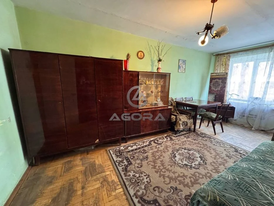 **Продается трехкомнатная квартира на ул. Мельничная**